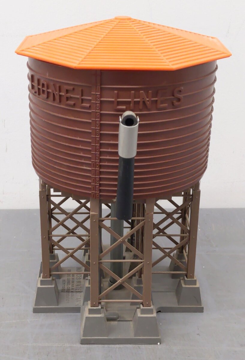 Lionel 138 Vintage O Gauge Postwar Operating Water Tower EX