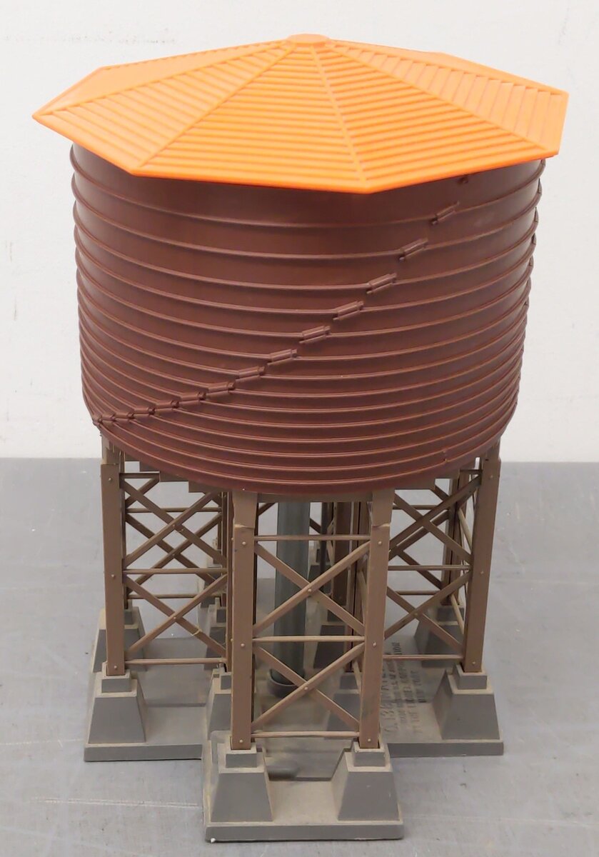 Lionel 138 Vintage O Gauge Postwar Operating Water Tower EX