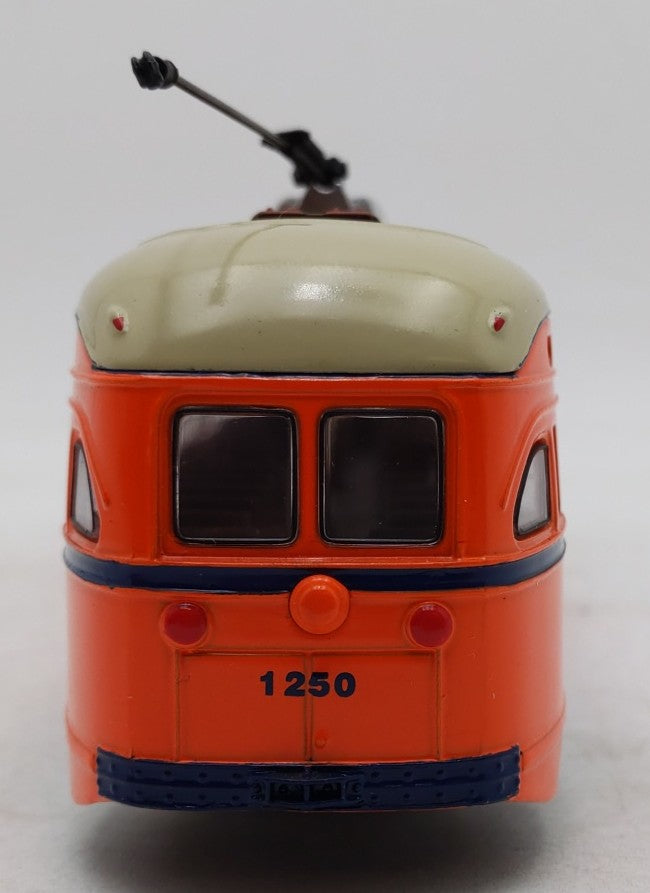 Corgi 55004 1:50 Lionel City Transit Company PCC Street Car # 1250 LN/Box