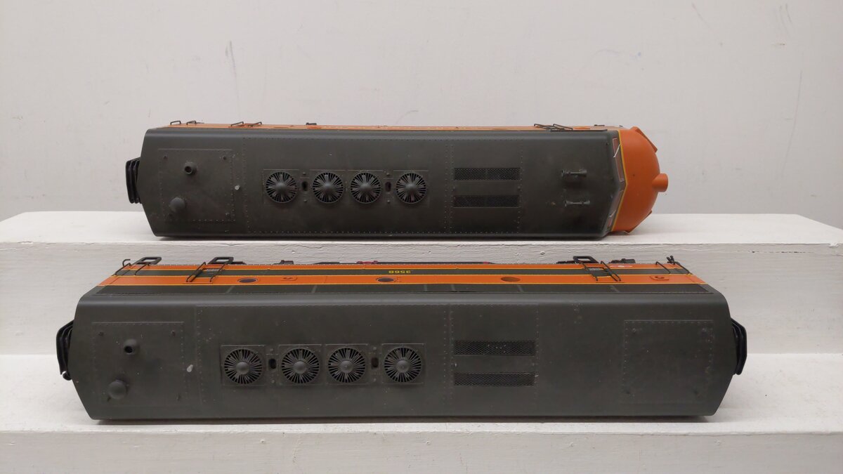 USA Trains 22262AB G Great Northern F-3 AB Diesel Locomotive Set VG