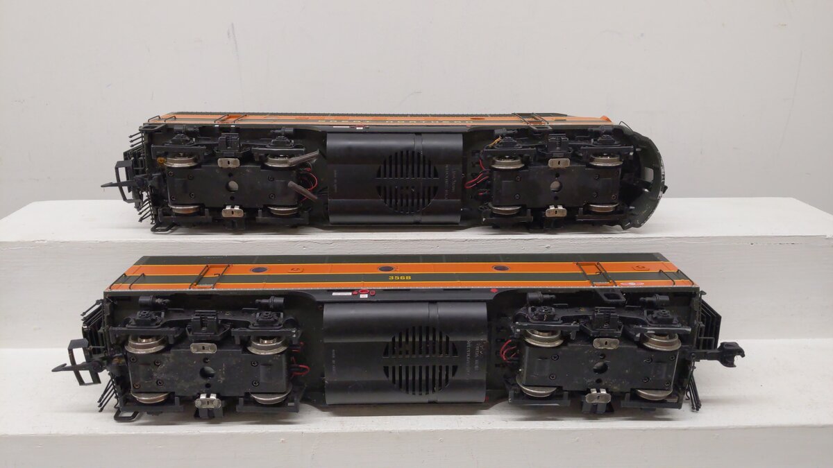 USA Trains 22262AB G Great Northern F-3 AB Diesel Locomotive Set VG