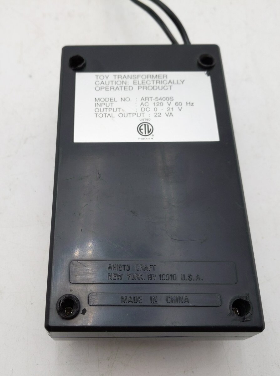 Aristo-Craft 28063 1.8 Amp Power Pack w/ PWC EX