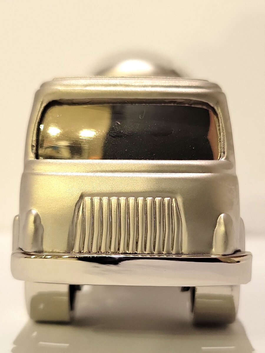 Platinum C437SIL Silver Mixer Truck Clock LN/Box