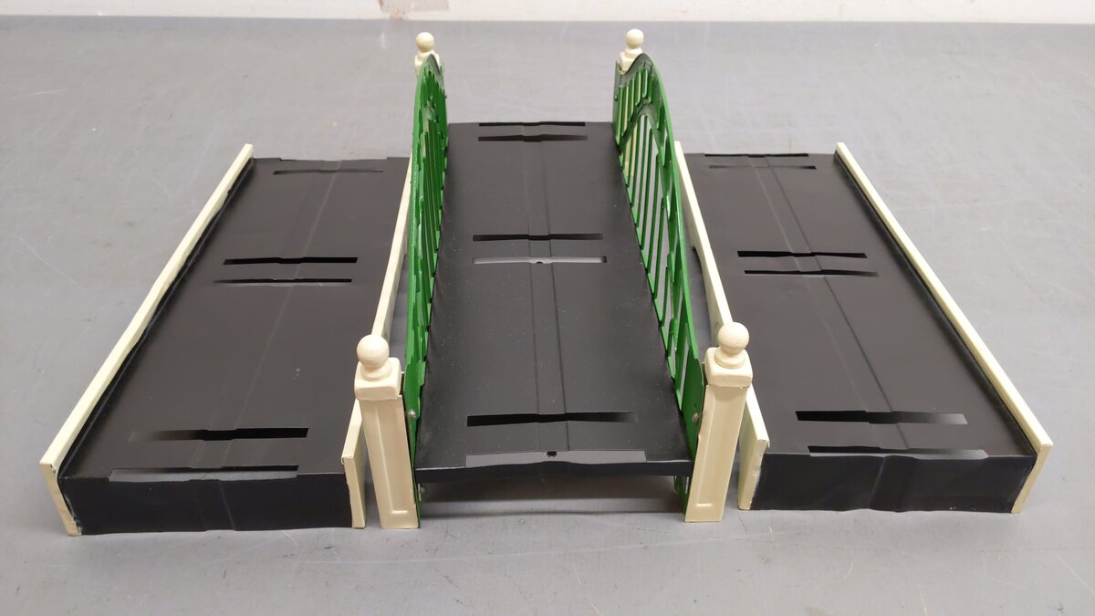 Lionel 101 Vintage Standard Gauge 3-Piece Bridge Set