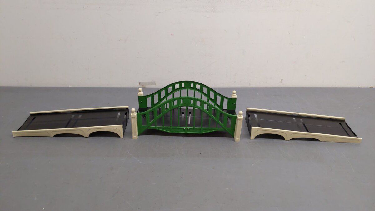 Lionel 101 Vintage Standard Gauge 3-Piece Bridge Set