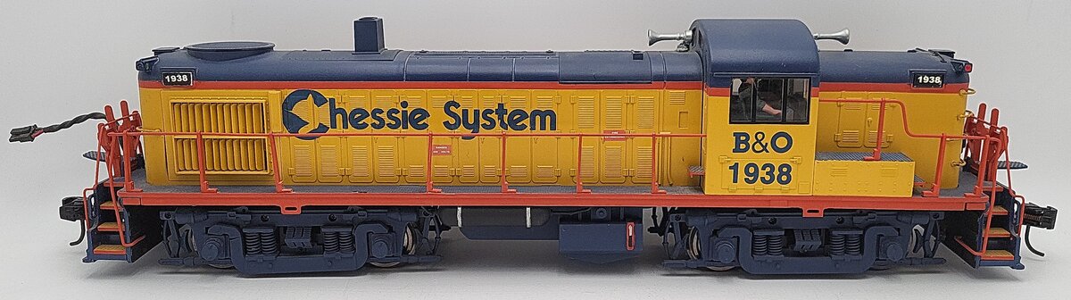 G Scale B&O Chessie System Diesel Locomotive #1938 Custom