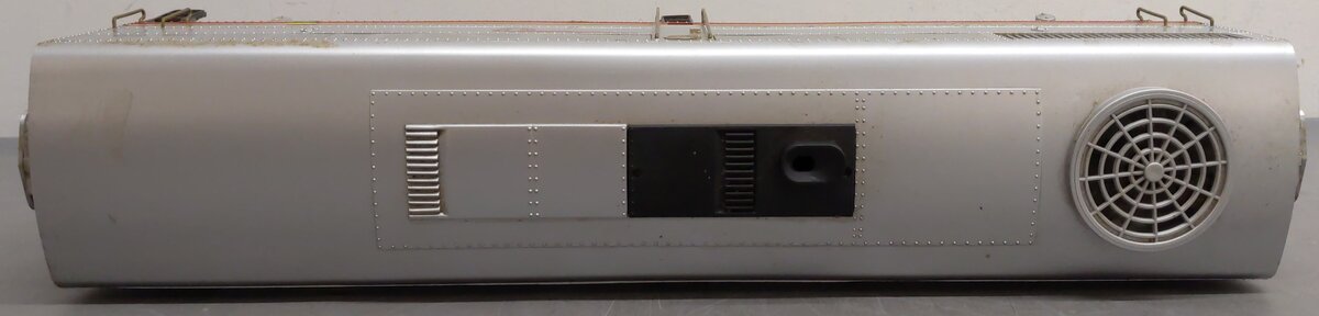 Aristo-Craft 22060 G Scale Santa Fe FB-1 Powered Diesel B-Unit VG