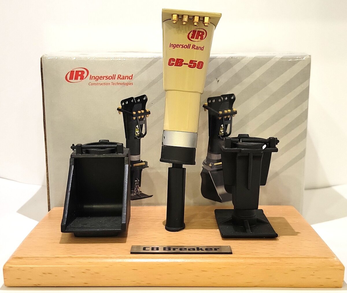 Ingersoll Rand CB-50 Attachment hammer Breaker compactor LN/Box