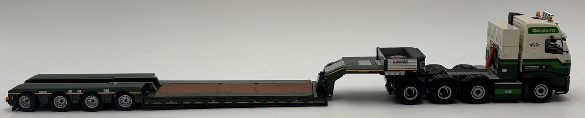 WSI 9304A 1:50 Westdijk Volvo FH Globe 8x4 w/Euro Lowloader LN/Box