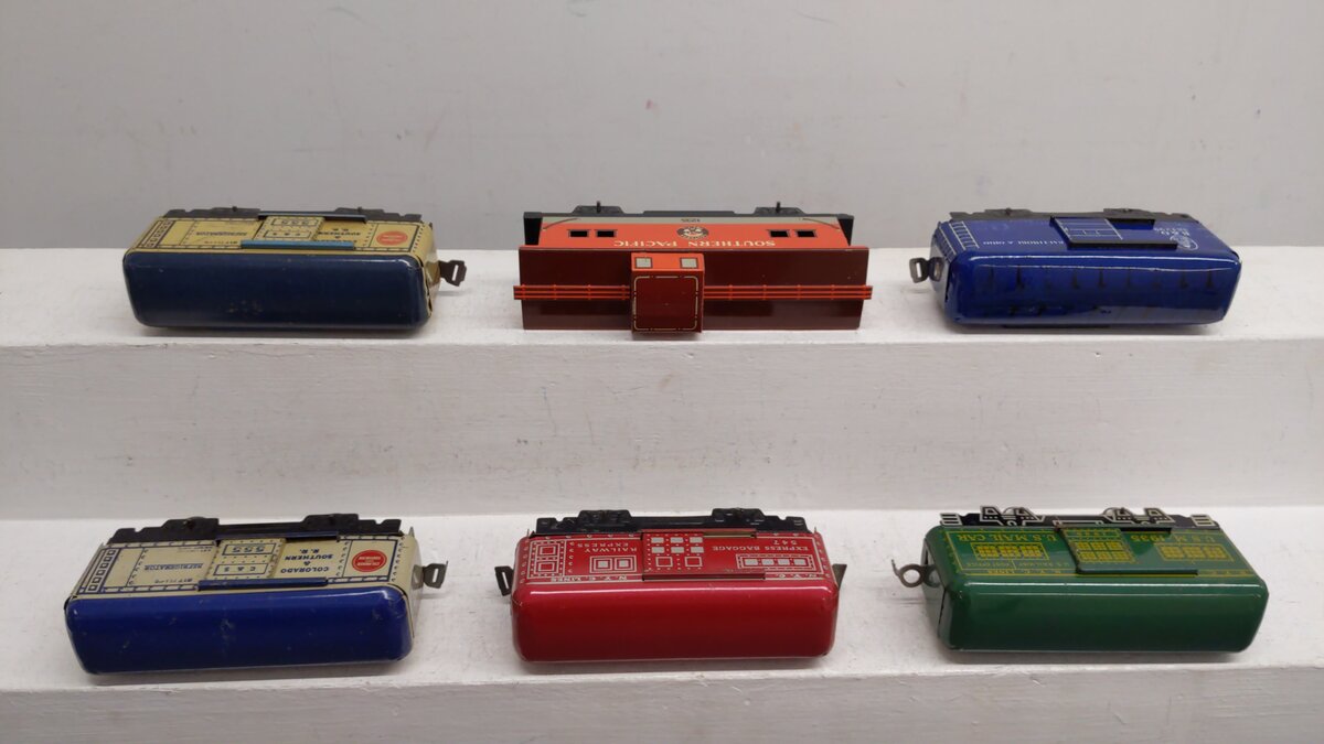 Marx O Vintage Tinplate Freight Cars 1235, 555, 547, 1935, 384299 [6]
