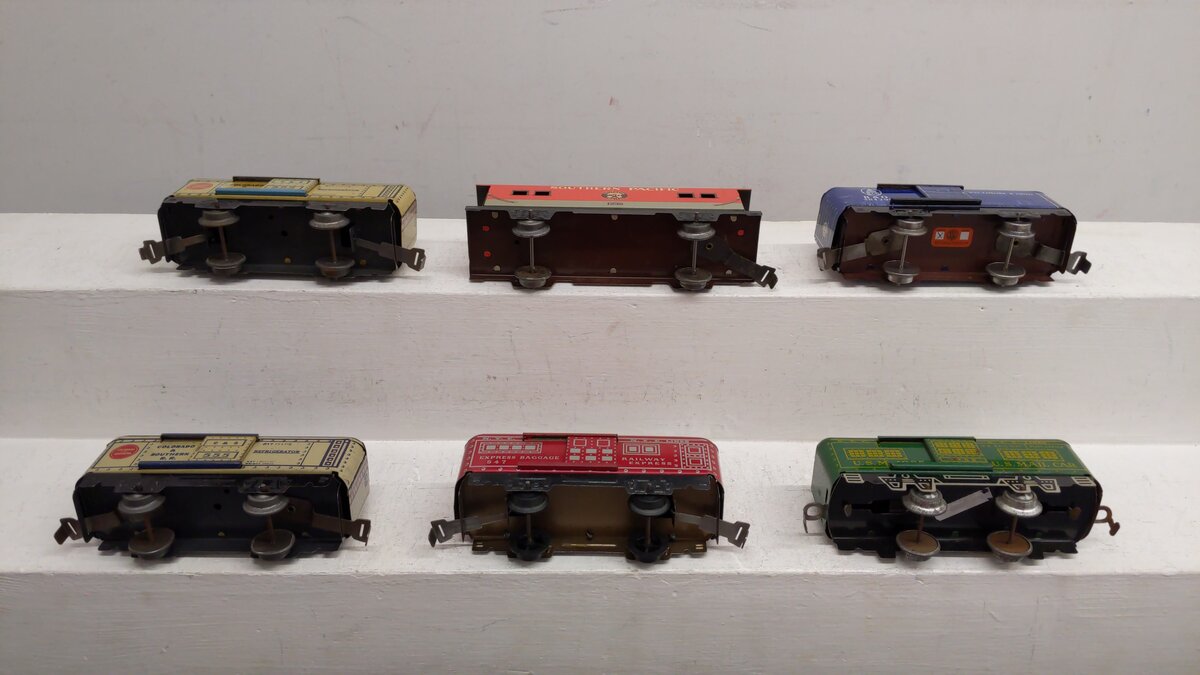 Marx O Vintage Tinplate Freight Cars 1235, 555, 547, 1935, 384299 [6]