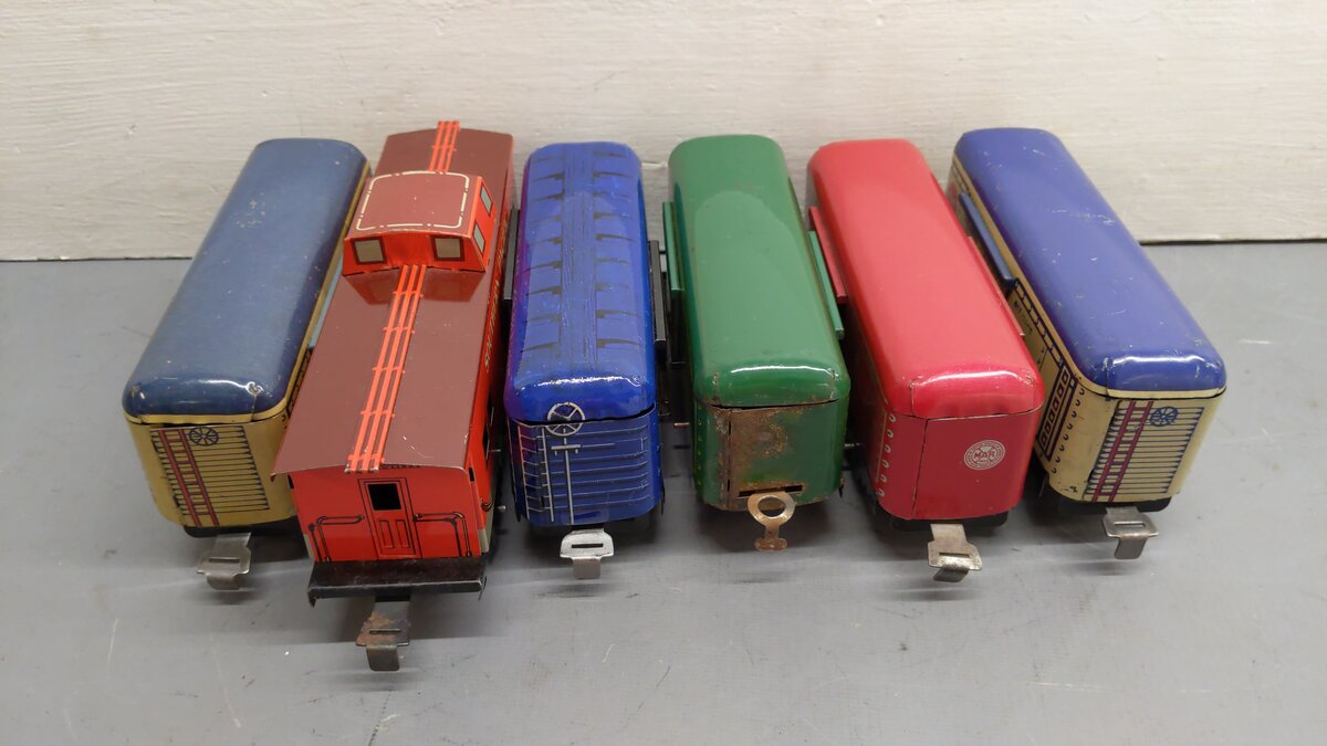 Marx O Vintage Tinplate Freight Cars 1235, 555, 547, 1935, 384299 [6]
