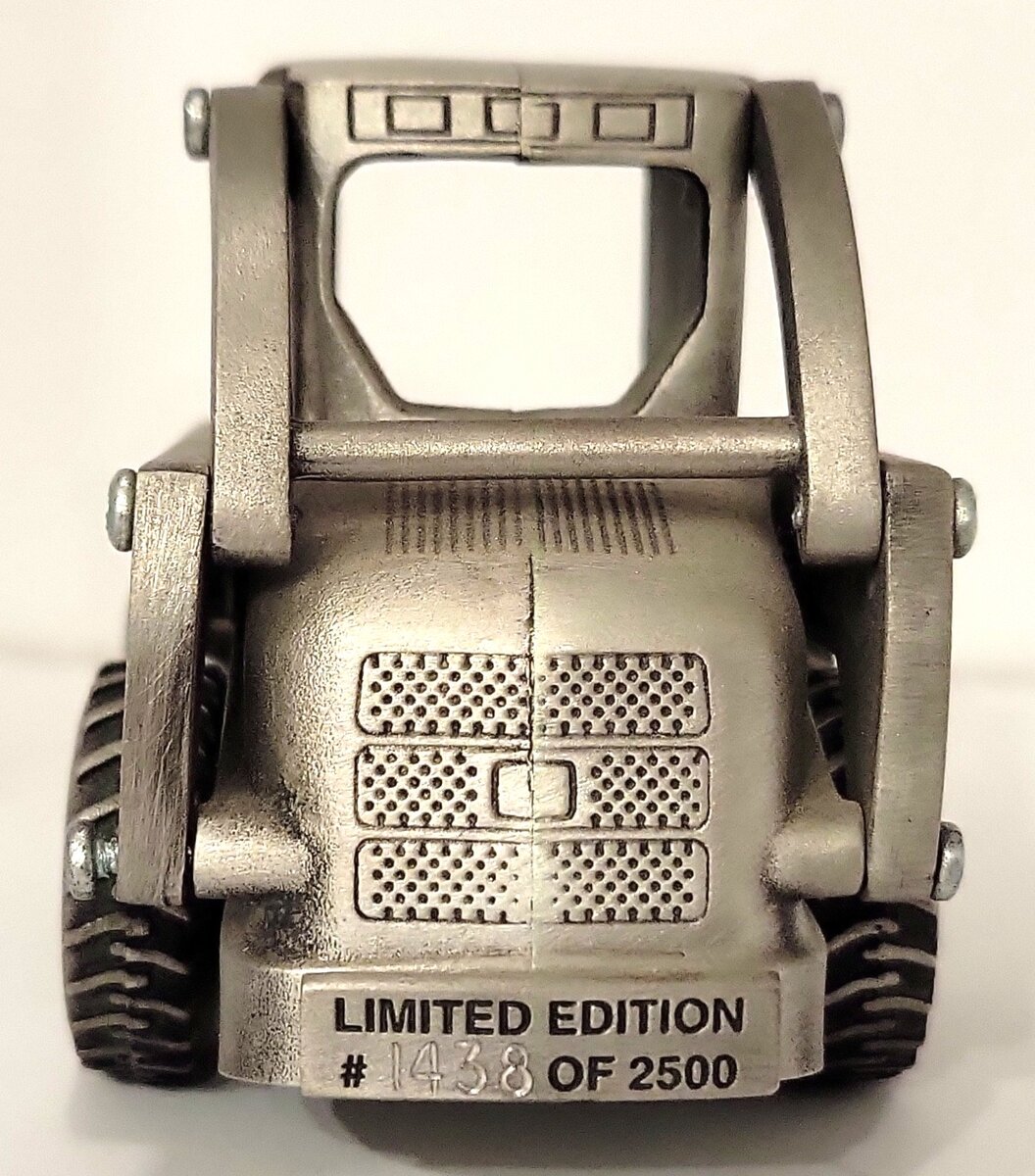 SpecCast JDM-129 1:50 Pewter John Deere 200 Series Skid Steer LN/Box
