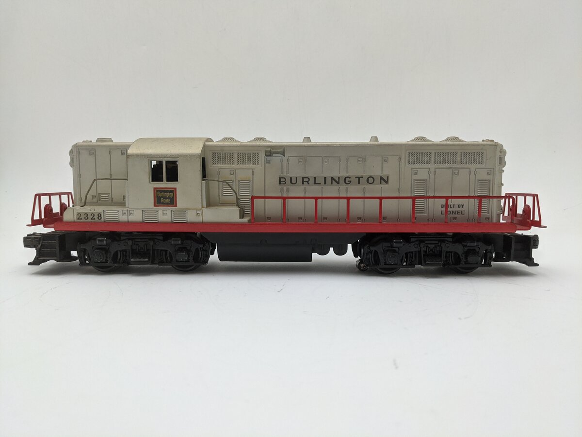 Lionel 2328 Vintage O Burlington GP-7 Powered EMD Diesel Locomotive VG