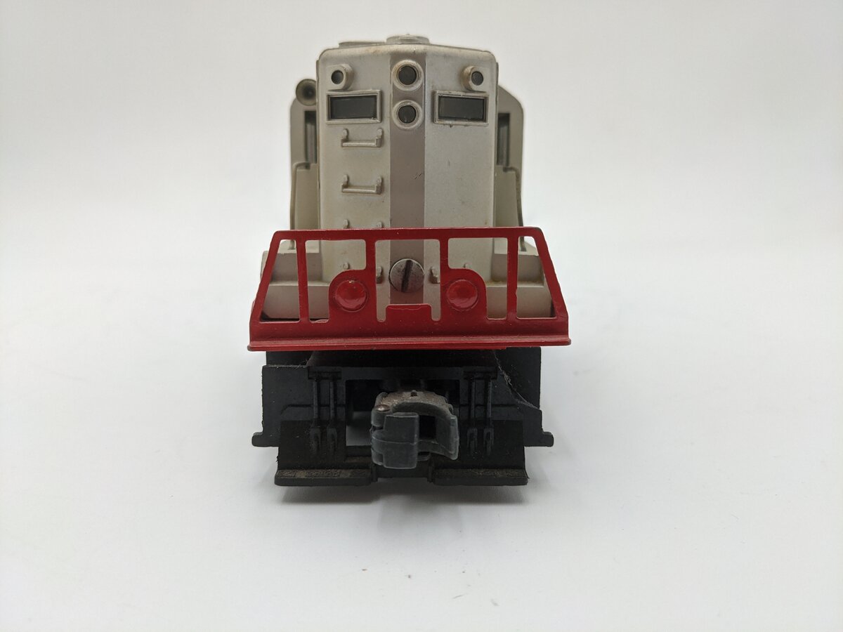 Lionel 2328 Vintage O Burlington GP-7 Powered EMD Diesel Locomotive VG