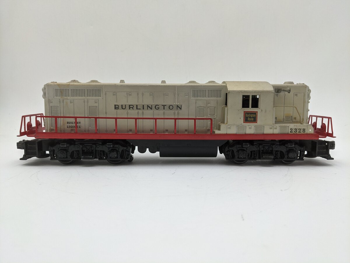Lionel 2328 Vintage O Burlington GP-7 Powered EMD Diesel Locomotive VG