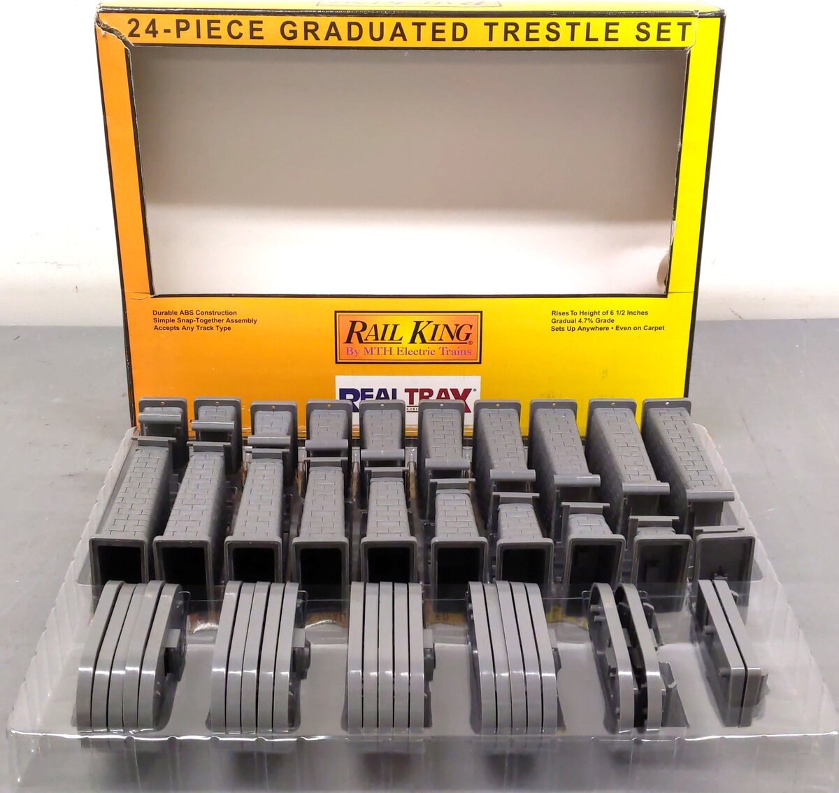 MTH 40-1033 O RealTrax - 24-Piece Graduated Trestle System Set LN/Box