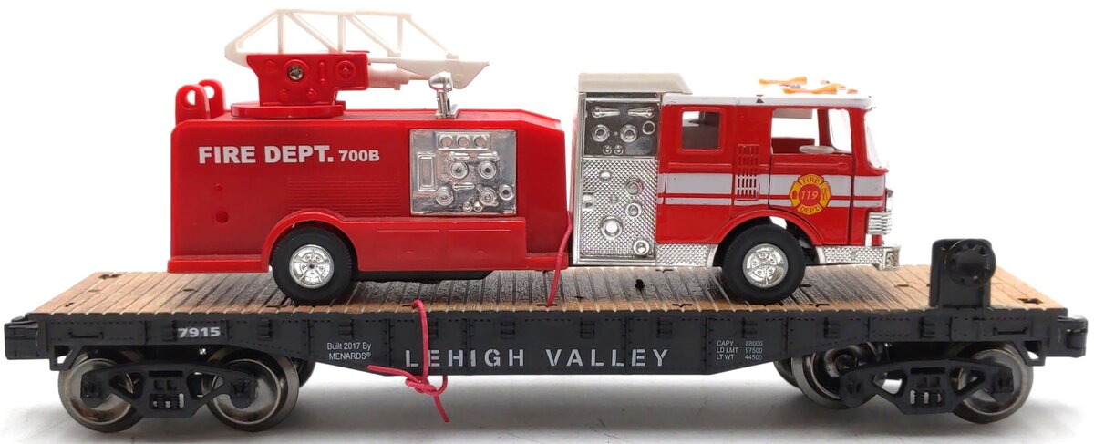Menards 279-3844 O Lehigh Valley Flatcar w/Fire Truck #7915 EX/Box