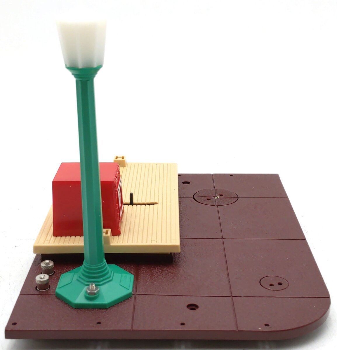 Lionel 6-12791 O Animated Passenger Station LN/Box