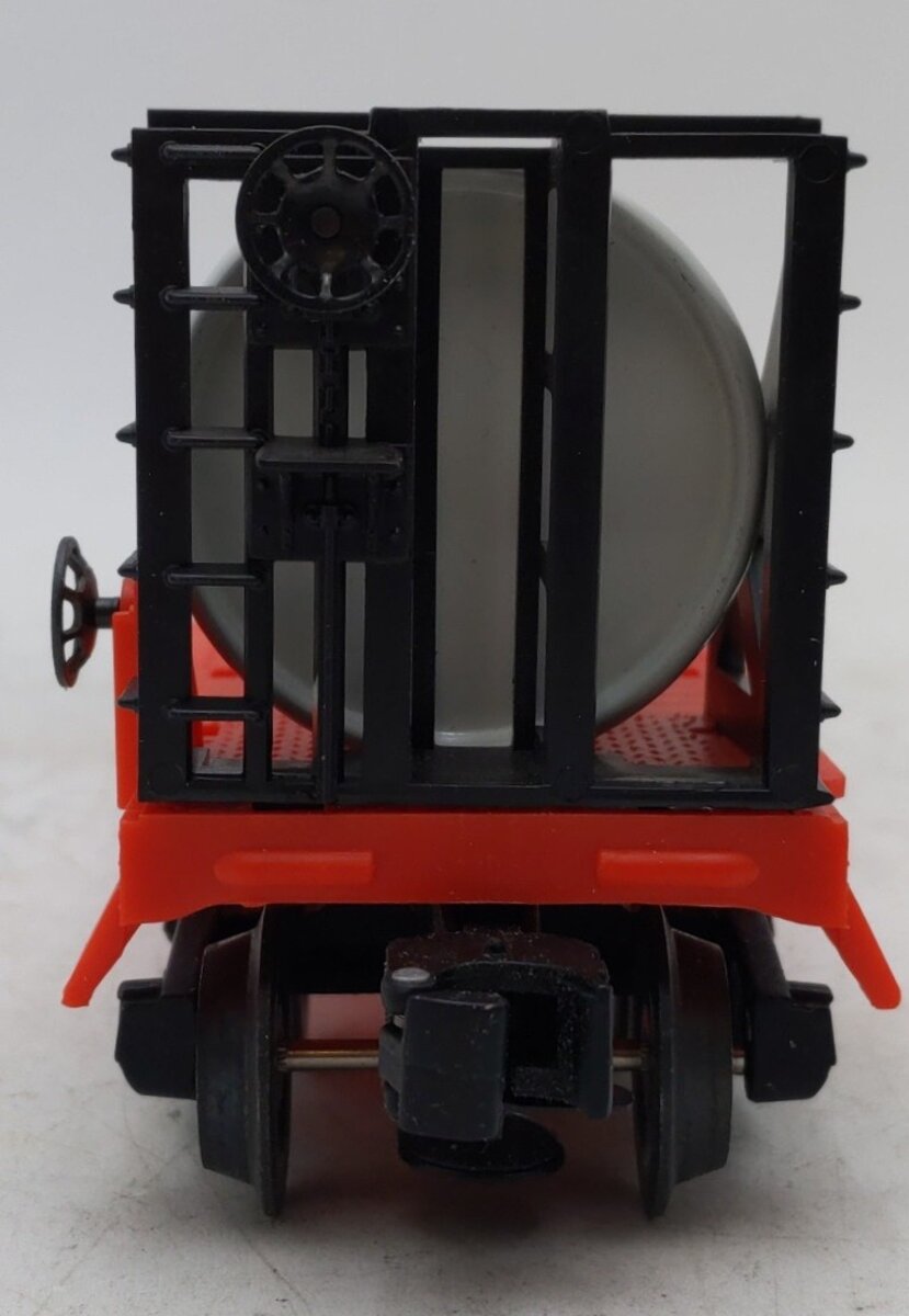 Lionel 6-19449 O Gauge PWC Liquefied Gas Tank Car #6469 EX/Box