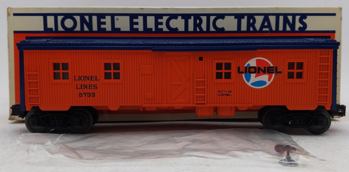 Lionel 6-5733 O Gauge Lionel Lines Illuminated Bunk Car EX/Box