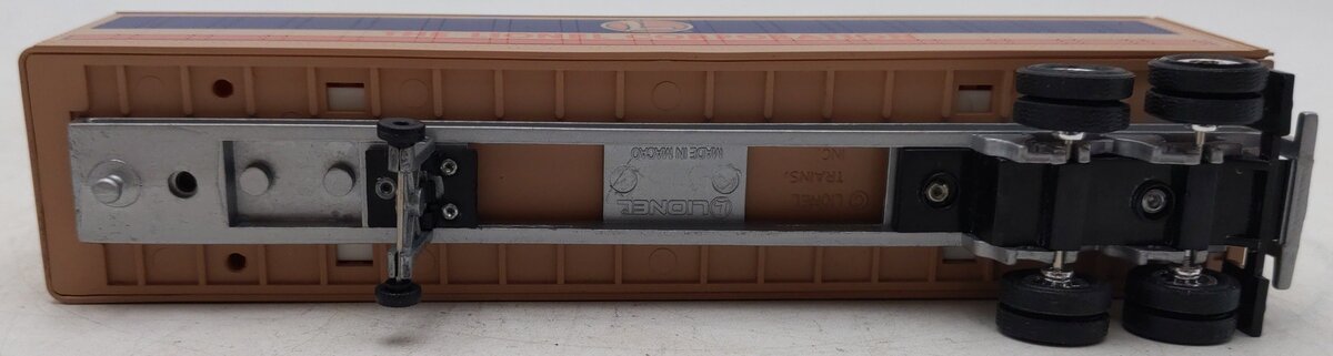 Lionel 6-16924 O Gauge Lionel Flatcar #6424 with Lionel Corporation Trailer EX/Box