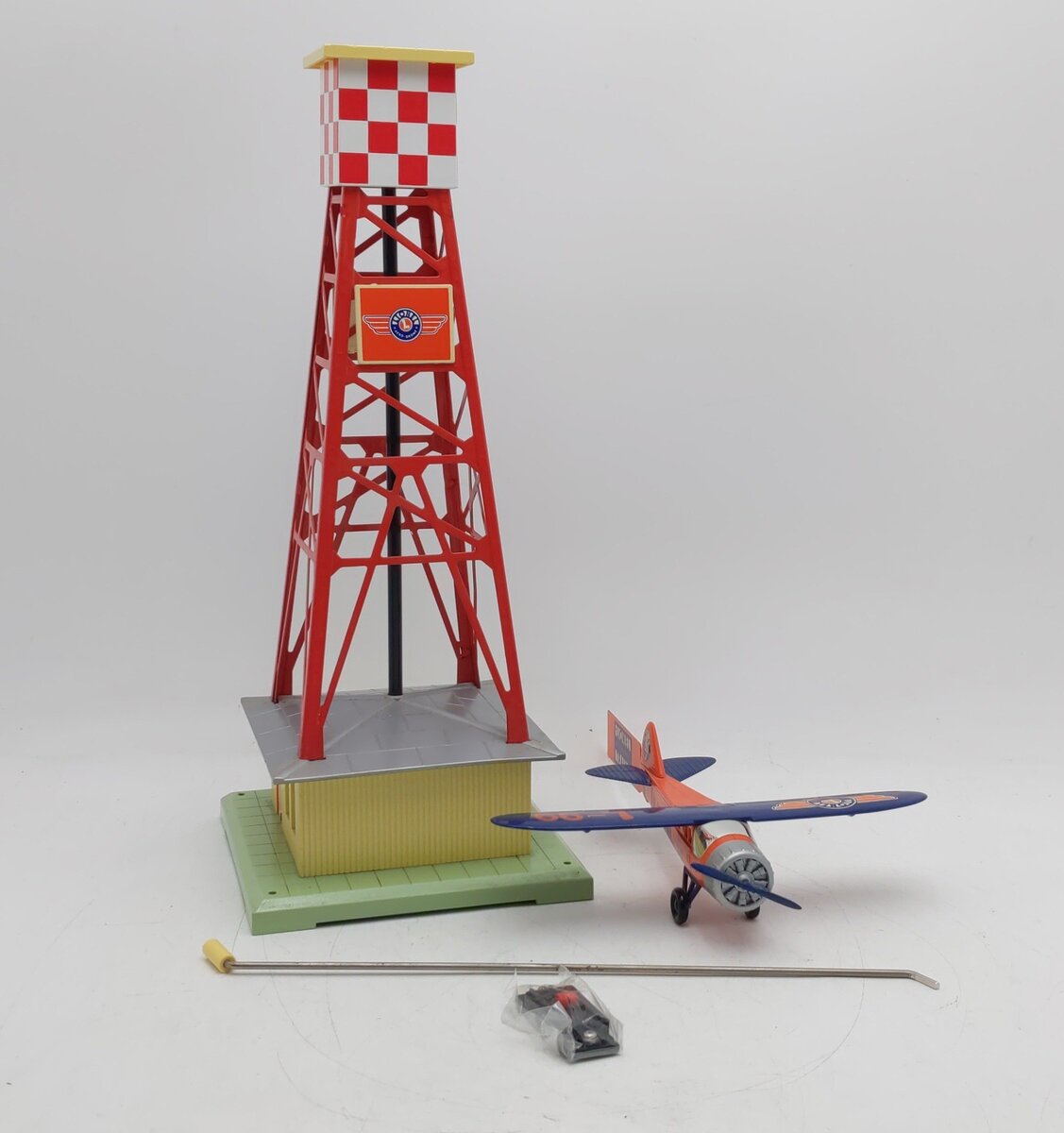 Lionel 6-32920 O Gauge Animated Pylon With Airplane L-99 EX/Box