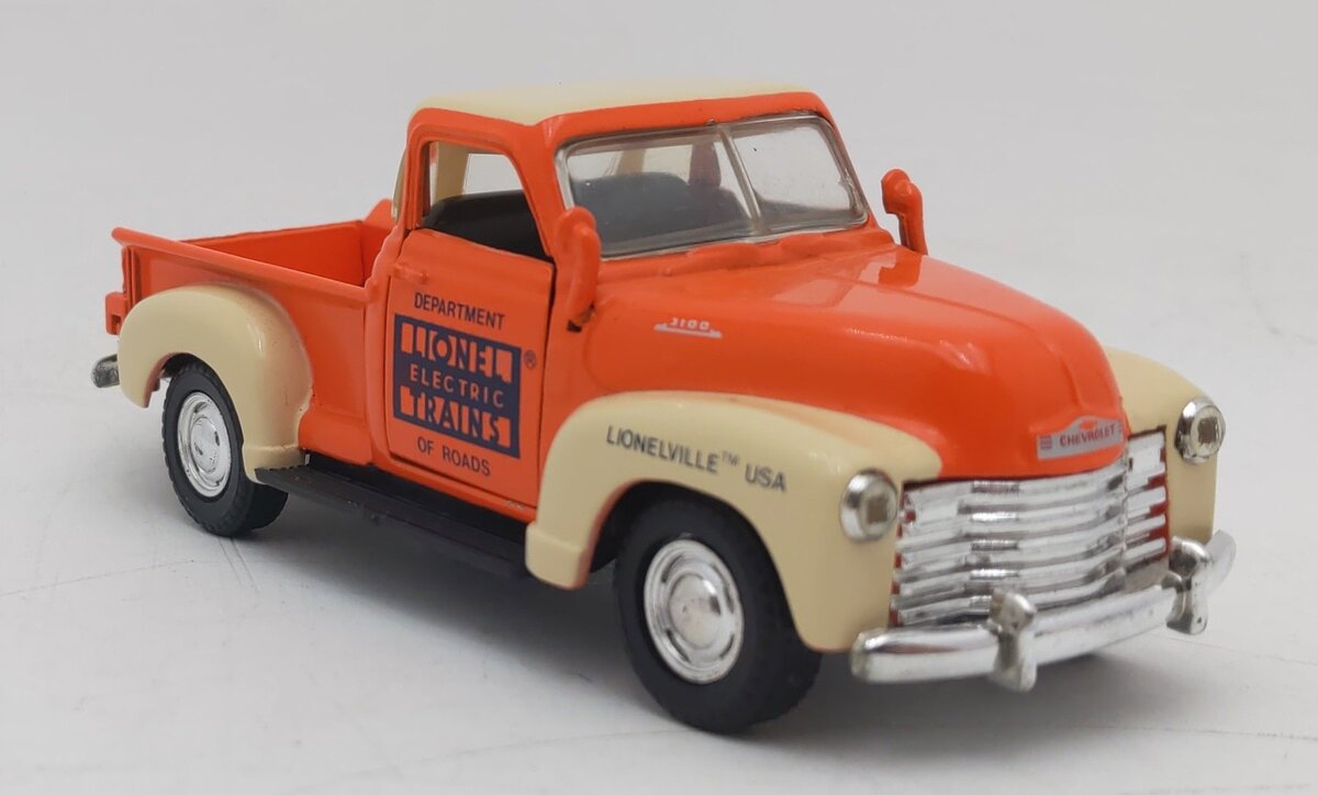 Eastwood 64821M 1:48 Lionel Pickup Truck (No Railroad Crossing Signs Included) EX/Box