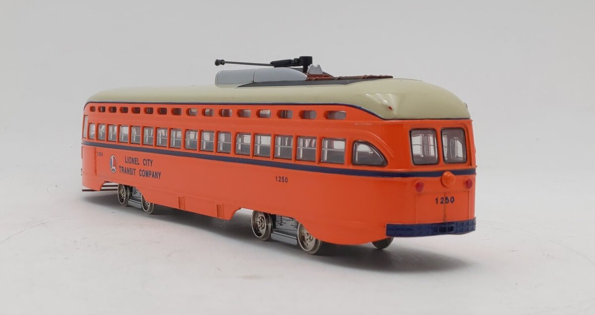 Lionel 55004 O P.C.C. Lionel City Transit Corp Street Car Trolley #1250 LN/Box