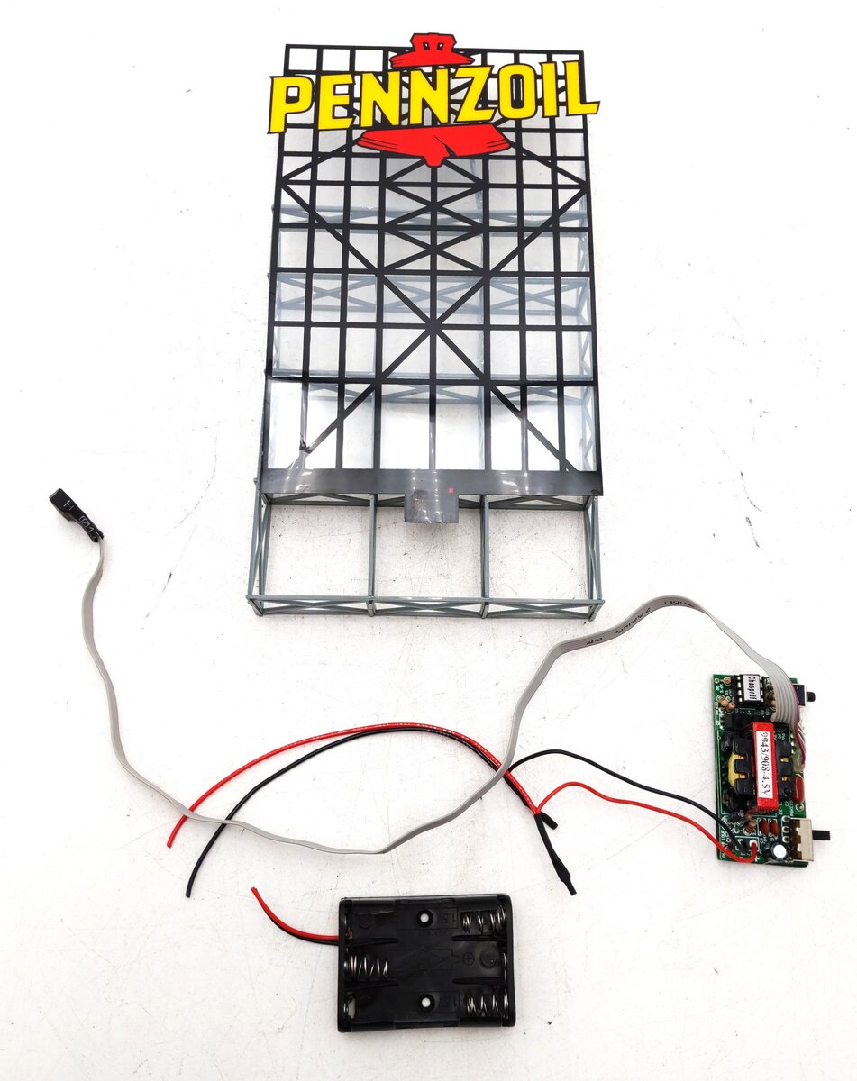 Miller Engineering 9061 HO/O Pennzoil Animated Neon Billboard VG/Box