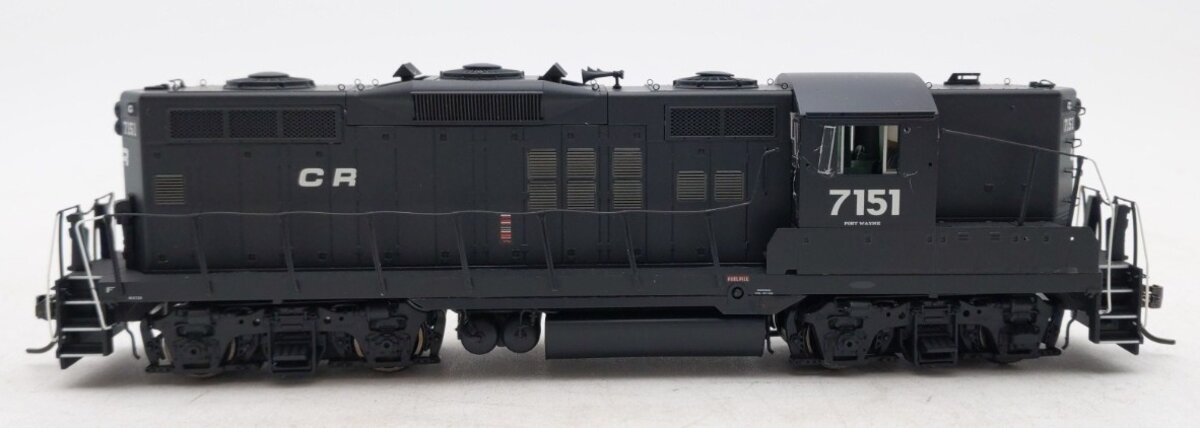 Athearn G88288 HO Conrail GP9 Diesel Locomotive with DCC & Sound #7151 VG/Box