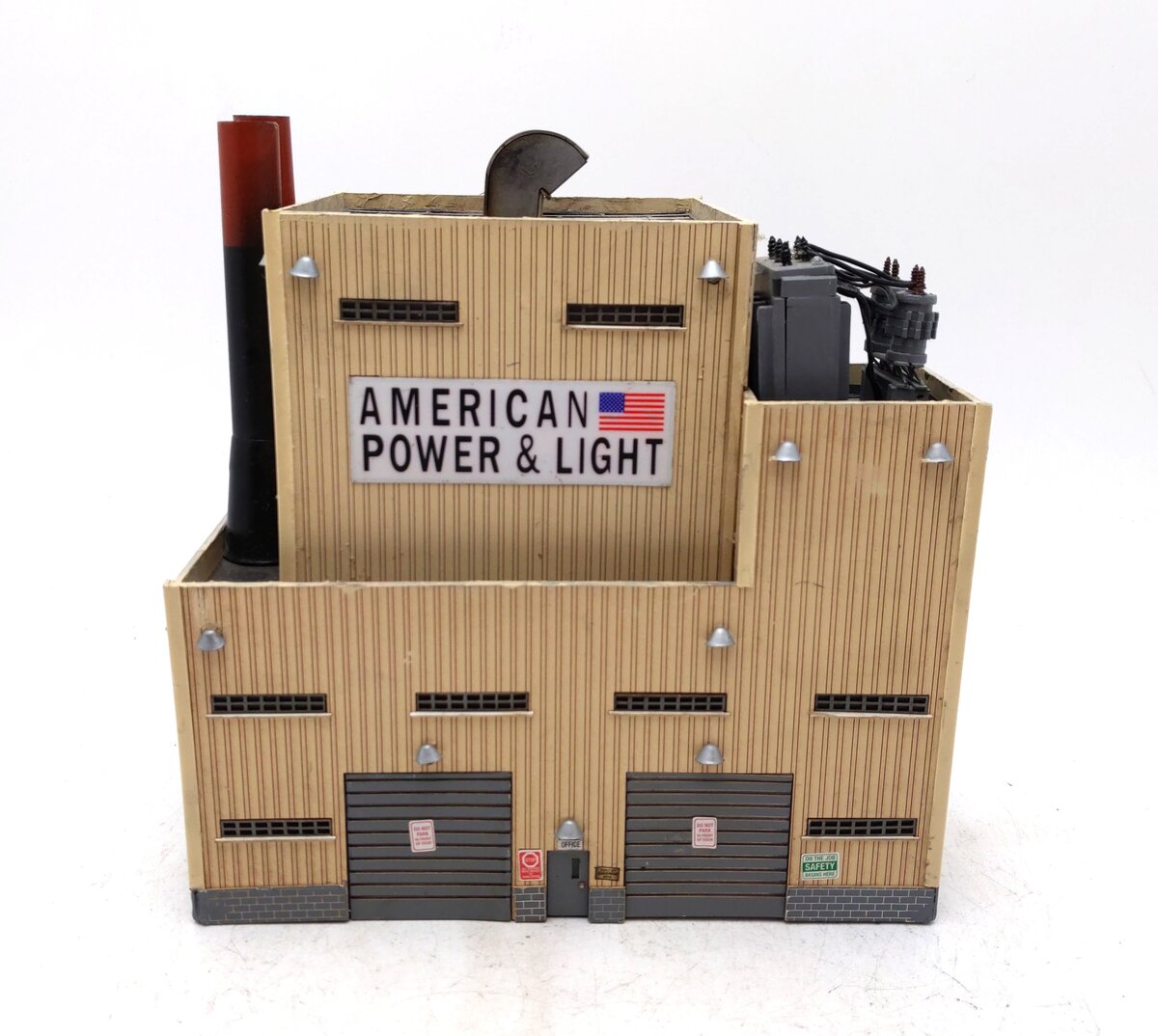 Menards 279-5008 HO American Power & Light Pre-Built Building VG