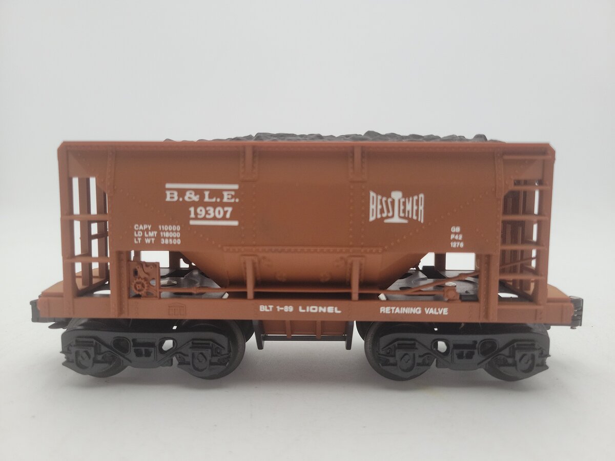 Lionel 6-19307 O Gauge Bessemer & Lake Erie Ore Car with Ore Load EX