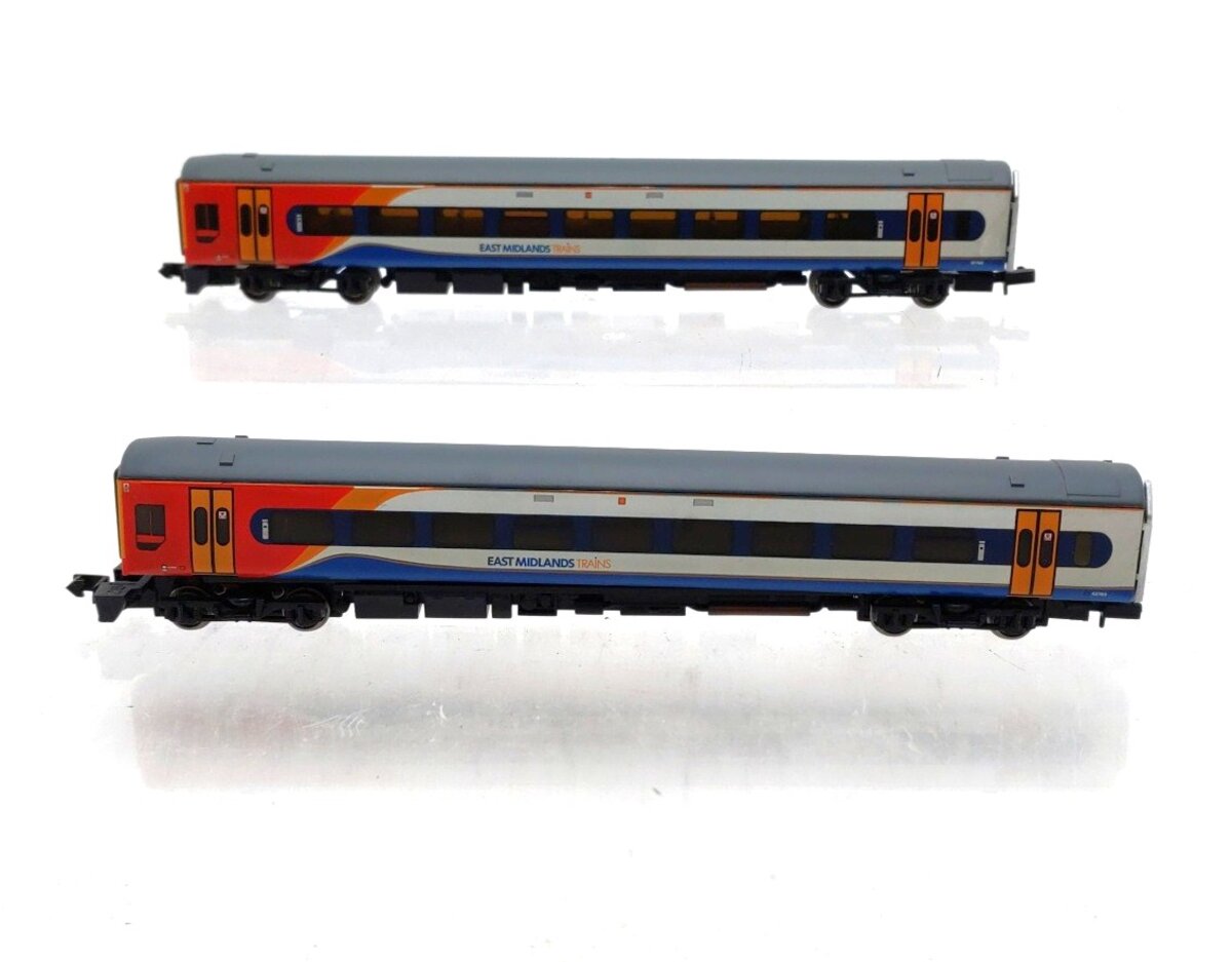 Graham Farish 371-557 N Scale East Midlands DMU Class 158 Locomotives (Set of 2) LN/Box