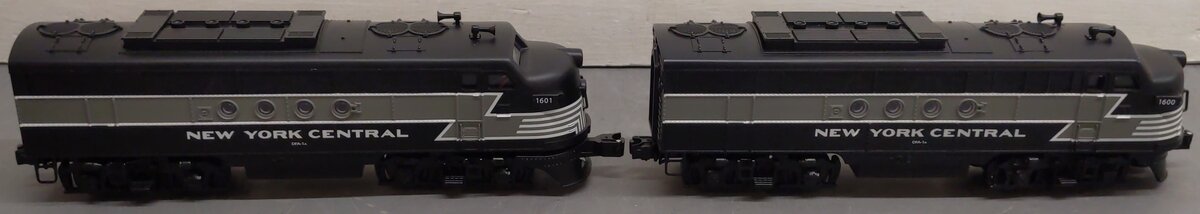 Lionel 6-18163 O New York Central FT AA Diesel Locomotive Set #1600/1601 EX/Box