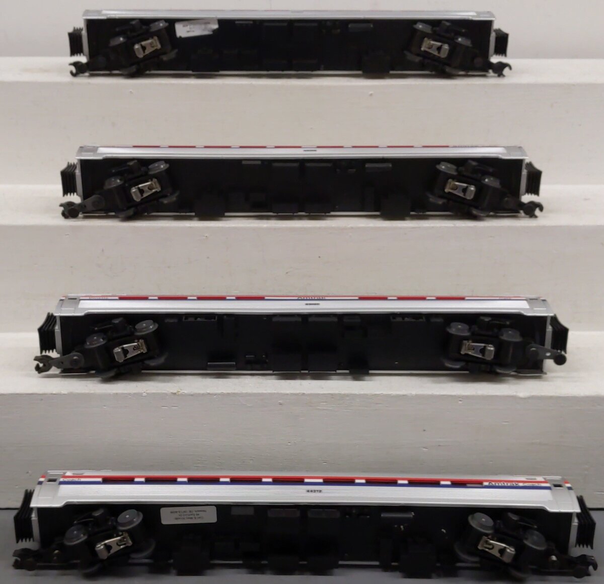 MTH 20-6519 O Amtrak Amfleet Passenger Car Set (Set of 4)/Box