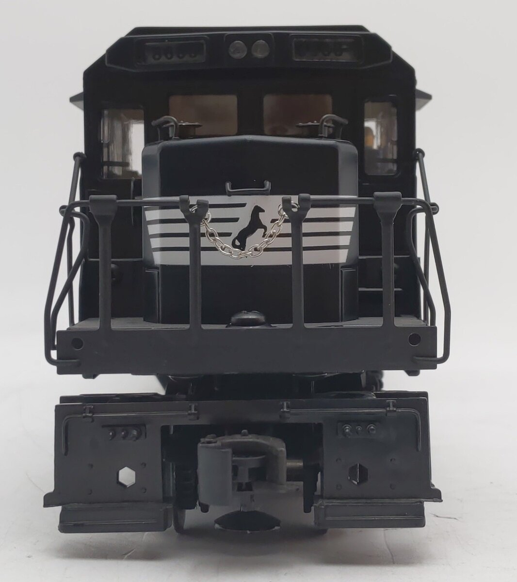 Lionel 6-18213 O Gauge Norfolk Southern Dash 8 40-C Diesel Locomotive #8688 VG/Box