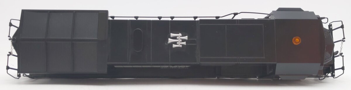 Lionel 6-18213 O Gauge Norfolk Southern Dash 8 40-C Diesel Locomotive #8688 VG/Box