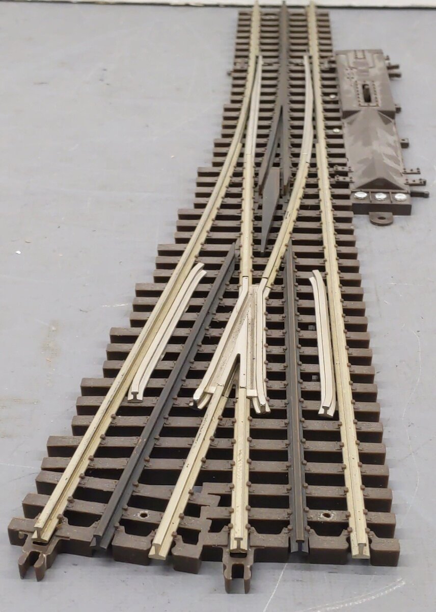 Atlas 6025 O Gauge Nickel Silver Right Hand Remote Switch Turnout #5 (3Rail) EX/Box