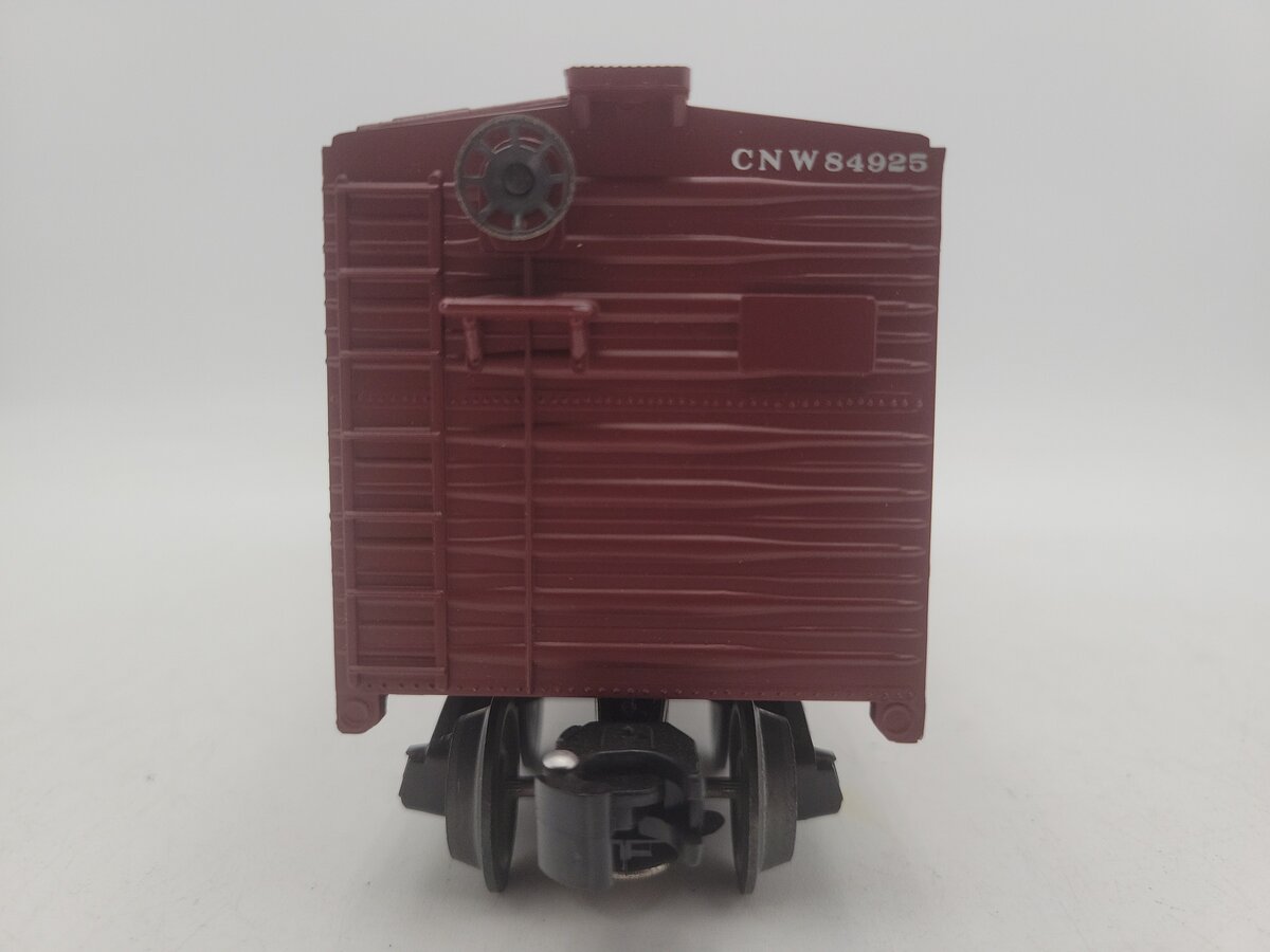 O Gauge Chicago & Northwestern Box Car #84925 EX