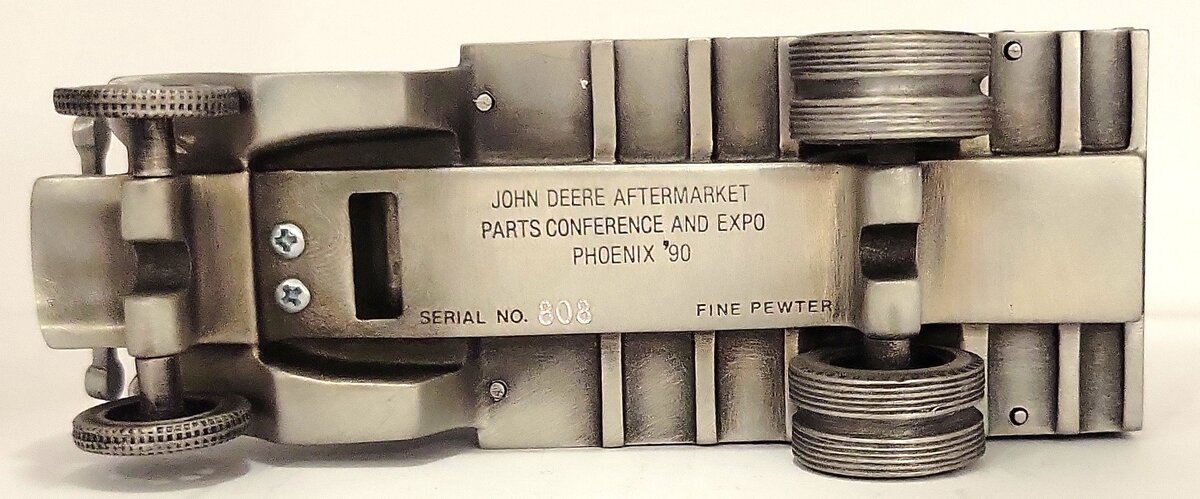 SpecCast Custom Pewter John Deere "Destined" Molini, Ill Truck LN/Box