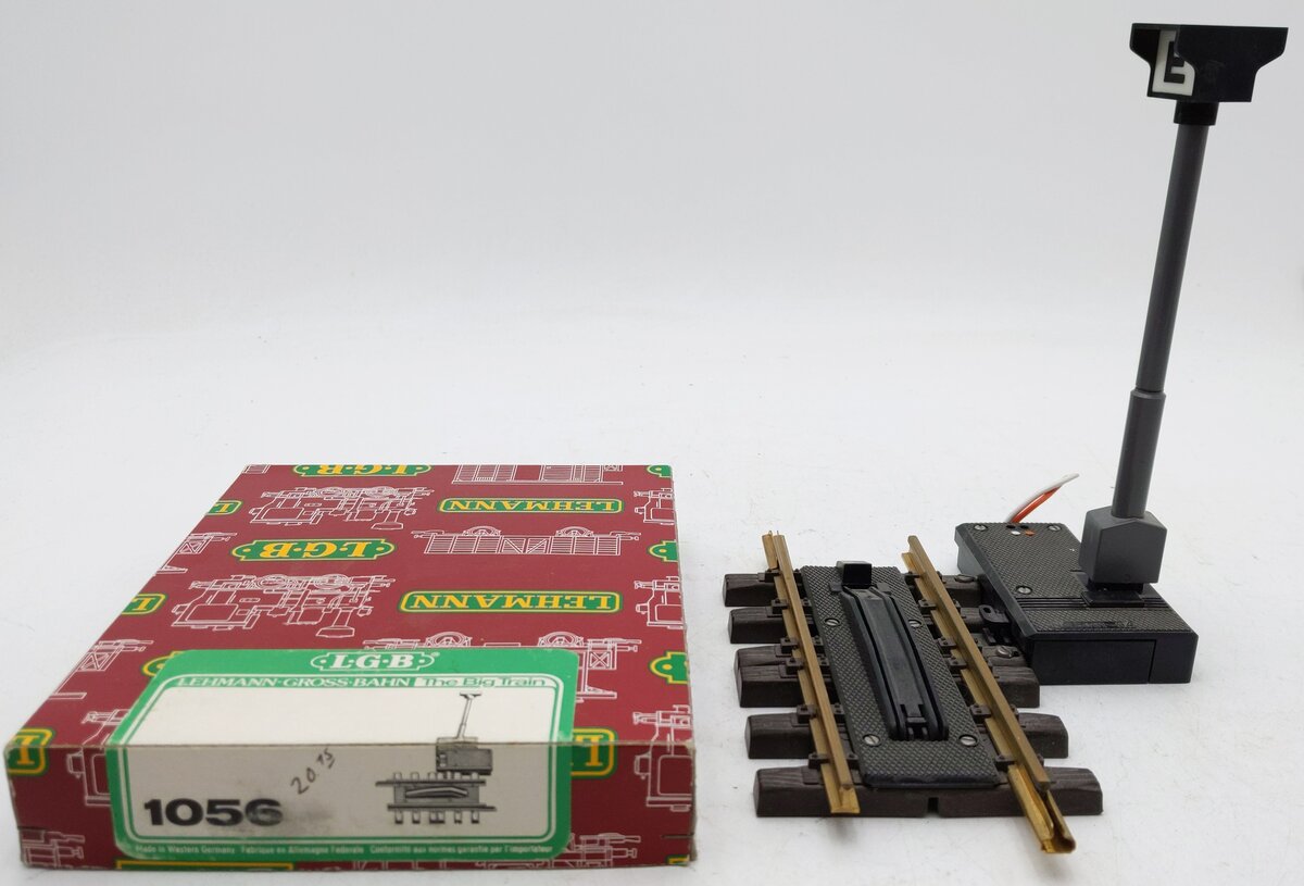 LGB 1056 G Scale Electric Uncoupling Track Section EX/Box