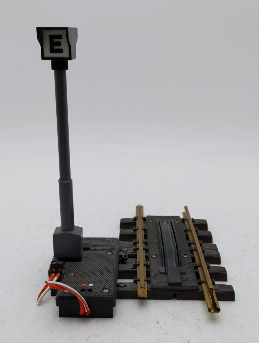 LGB 1056 G Scale Electric Uncoupling Track Section EX/Box