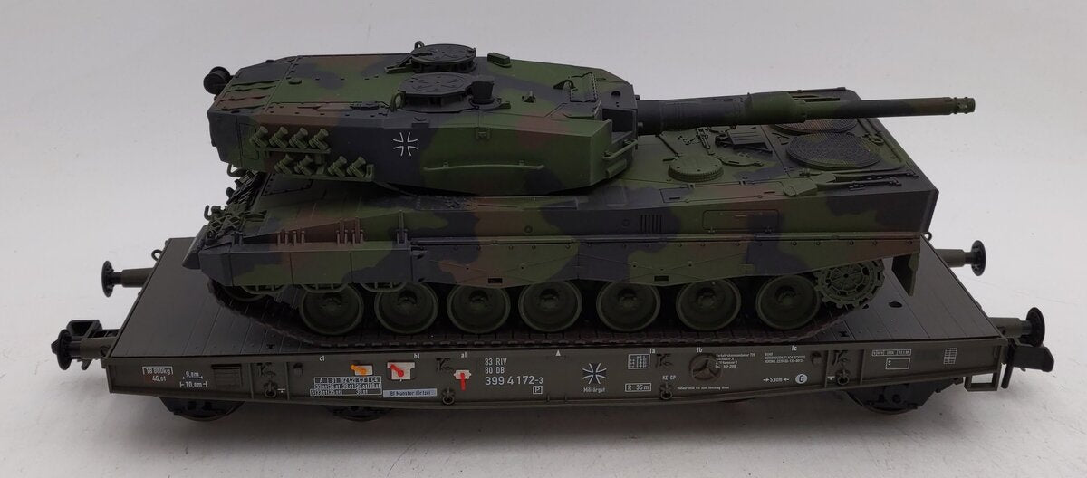 Marklin 58035-02  Gauge 1 Military Flatcar w/ Leopard 2A1 Tank Load LN/Box