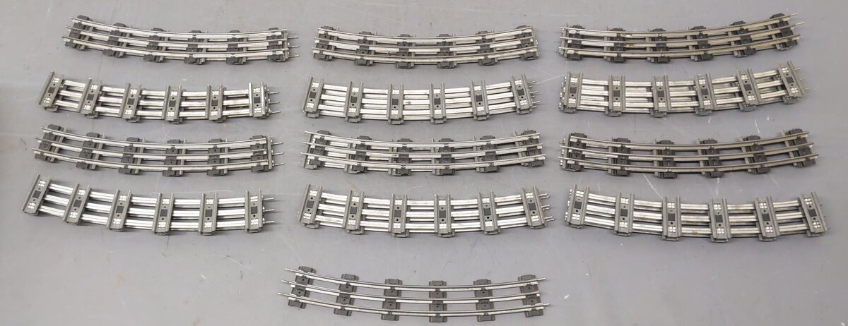 Lionel 6-65572 O-72 Curved Track Sections (25) VG