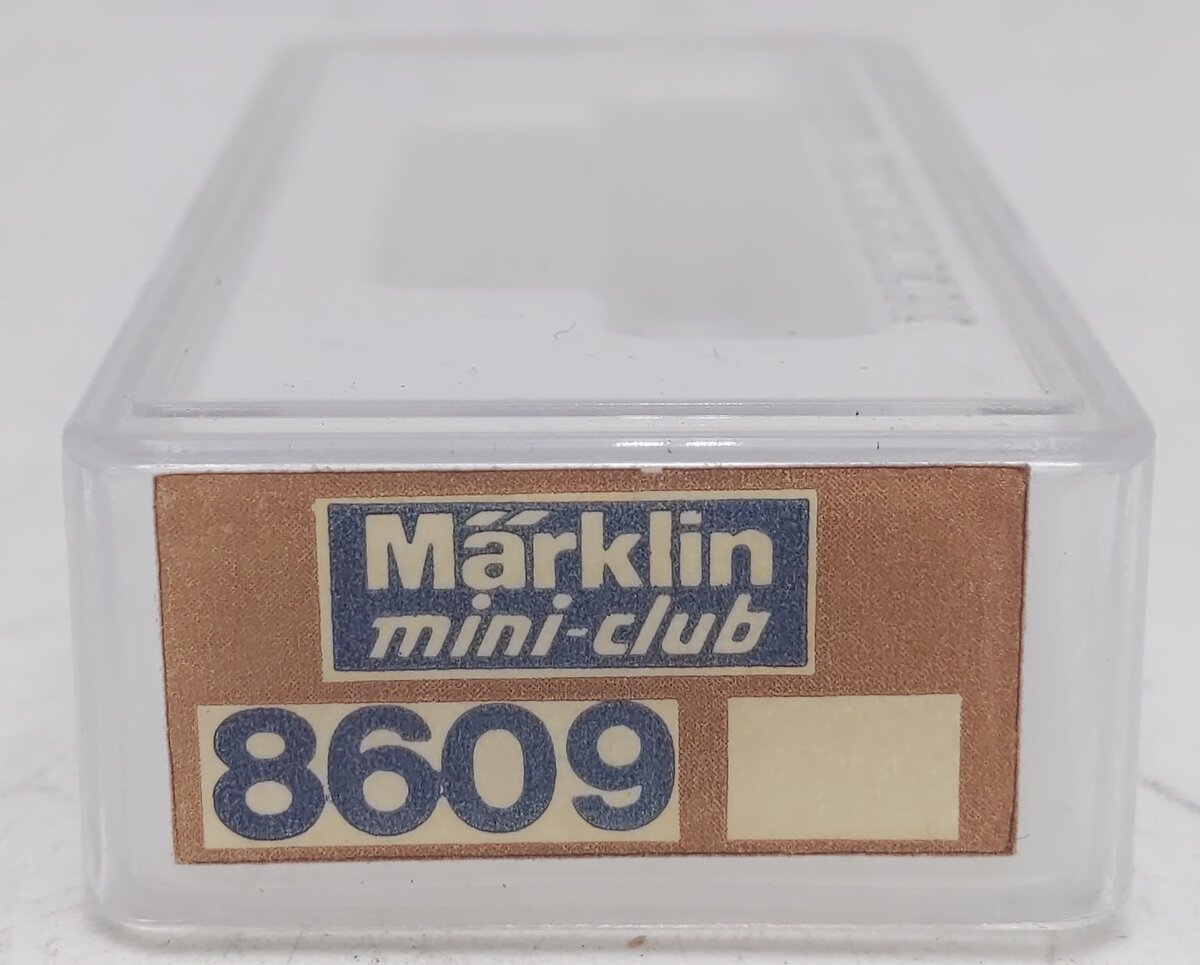 Marklin 8609 Z Scale DB German Federal Railroad Freight Train Baggage Car VG/Box