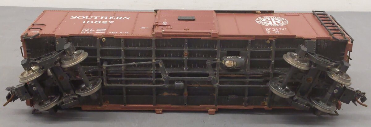 USA Trains 10627 G Southern Railway Boxcar