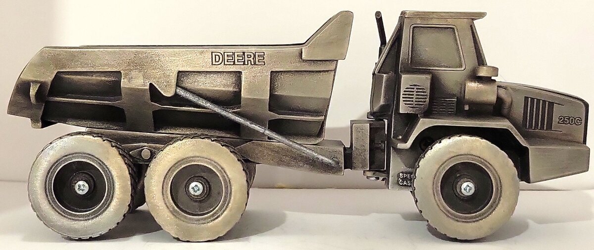 SpecCast JDM-140 1:50 Pewter John Deere 250C Dump Truck NIB