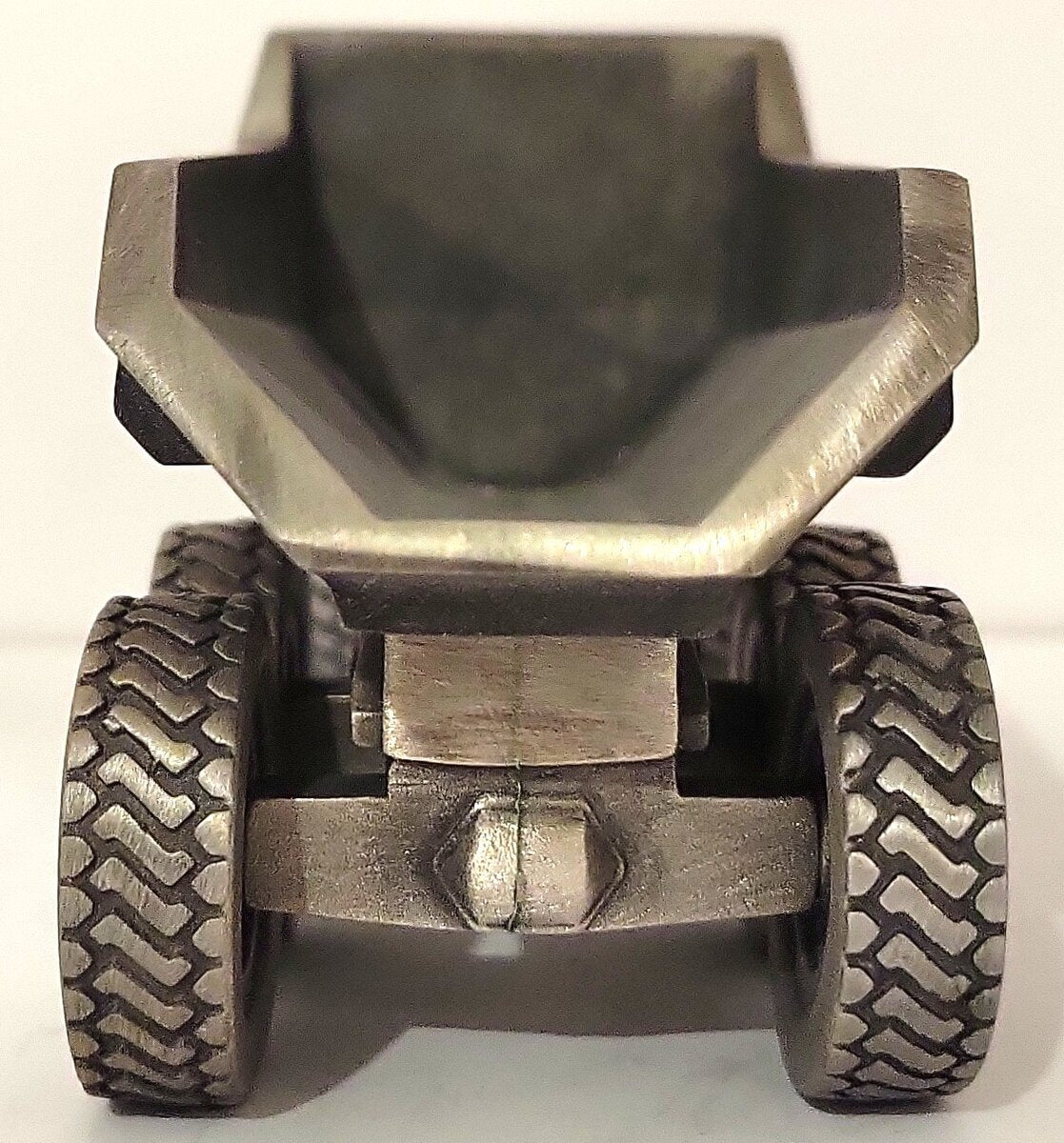 SpecCast JDM-140 1:50 Pewter John Deere 250C Dump Truck NIB