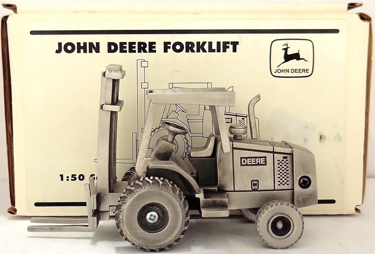 SpecCast JDM-154 1:50 Pewter John Deere Forklift EX/Box
